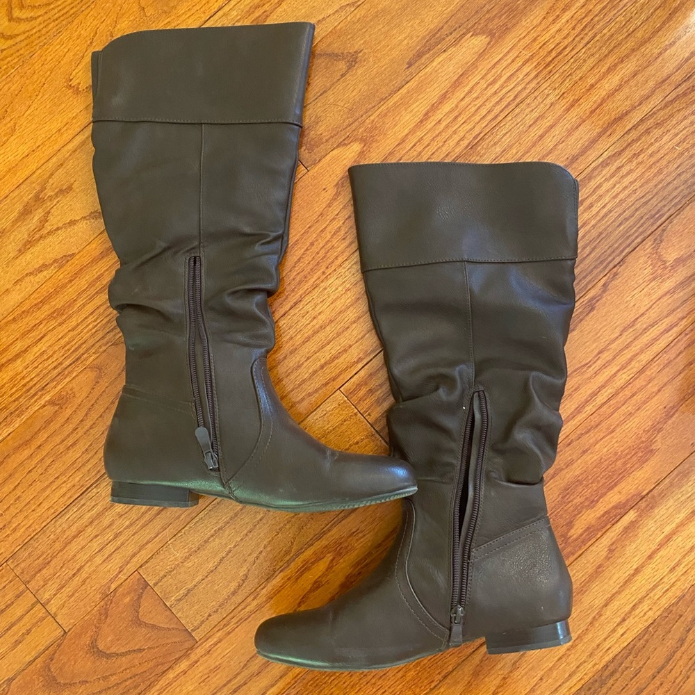 DREAM PAIRS Women's Knee High Pull On Fall Weather Winter Boots - Picture 2 of 3